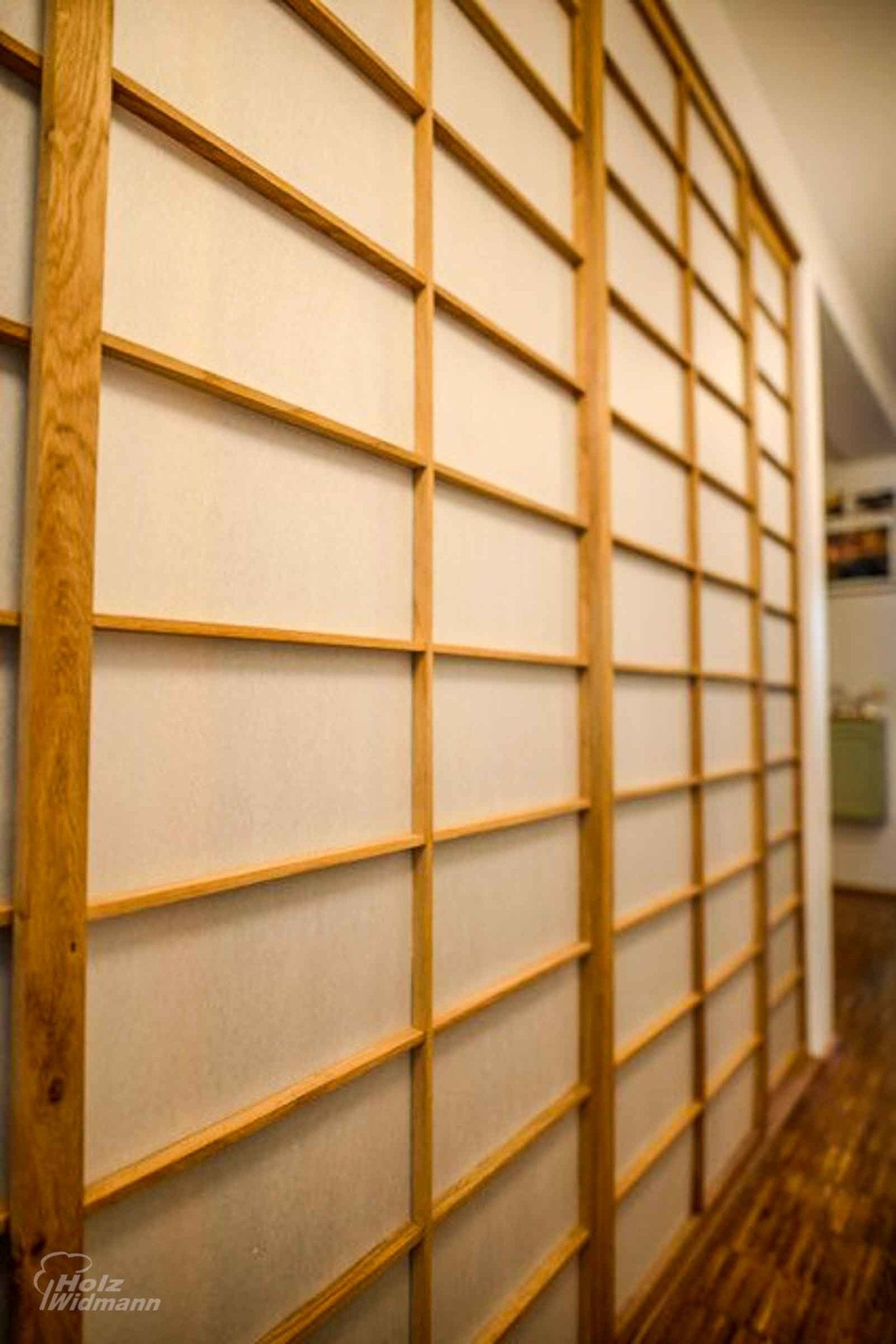 Handgearbeitete Eichen-Schiebetüren mit Shoji Papier veredelt - Holz Widmann - Meine Holzhandlung - Holz kaufen München