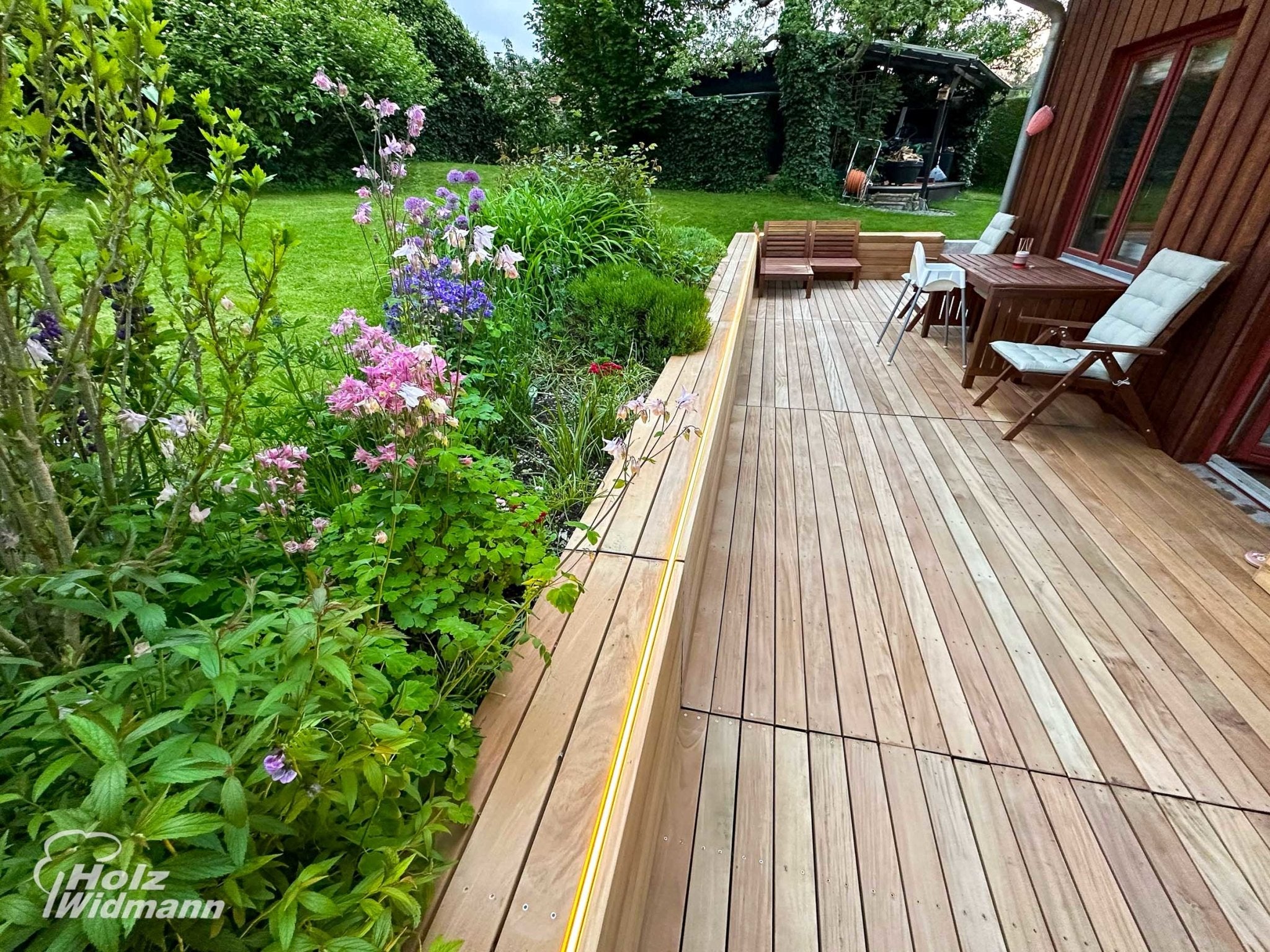 Schmale Garapa Terrasse: Ein moderner Look für wunderschöne Sommerabende! - Holz Widmann - Meine Holzhandlung - Holz kaufen München