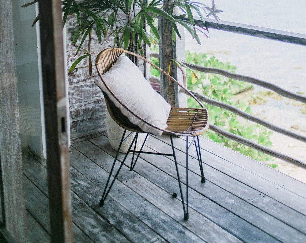 Was sie Ihrer Terrasse nicht antun dürfen! - richtige Terrassenpflege - Holz Widmann - Meine Holzhandlung - Holz kaufen München