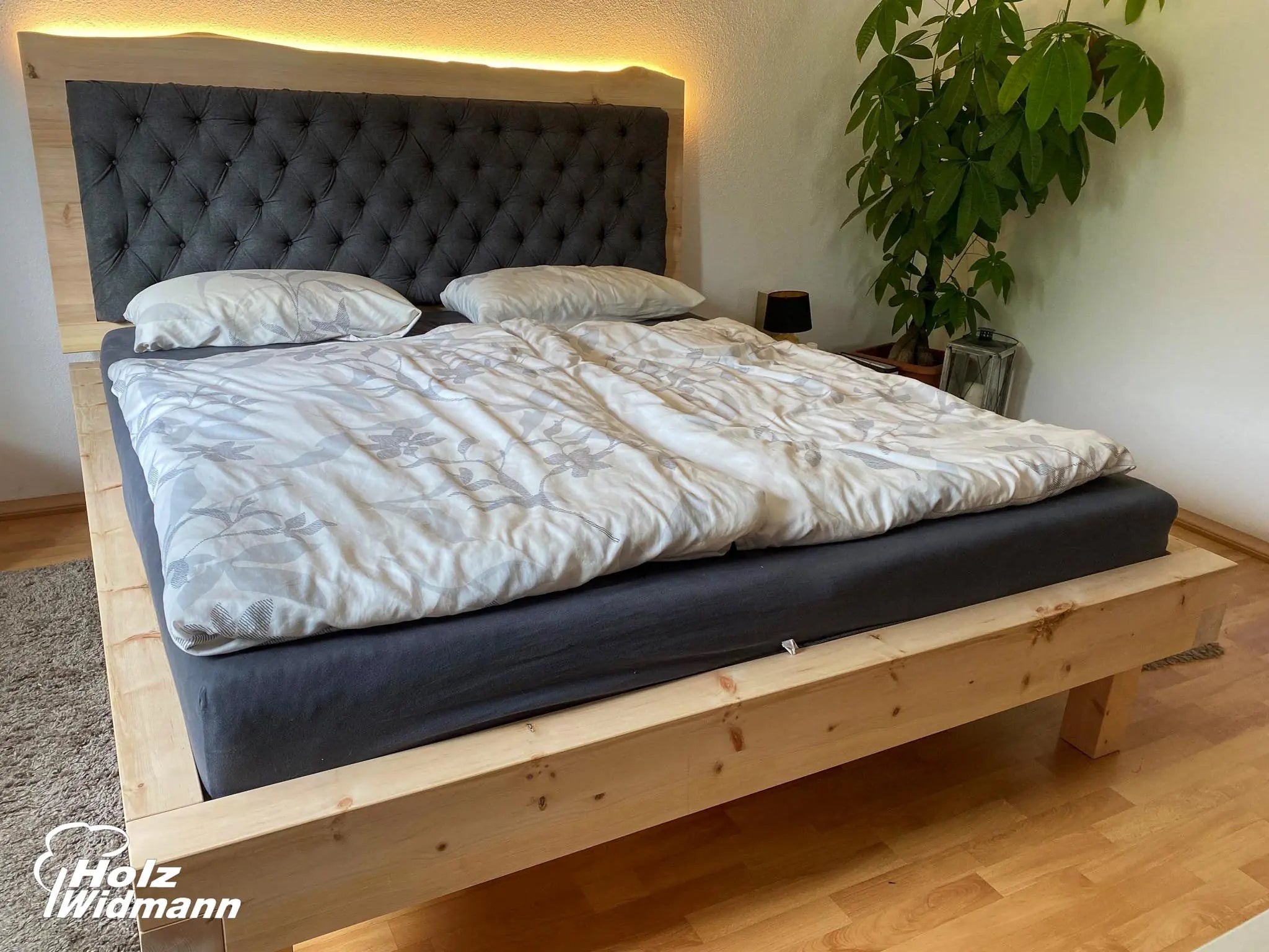 Zirbenbett: Natürliches Massivholz für erholsamen Schlaf - Holz Widmann - Meine Holzhandlung - Holz kaufen München