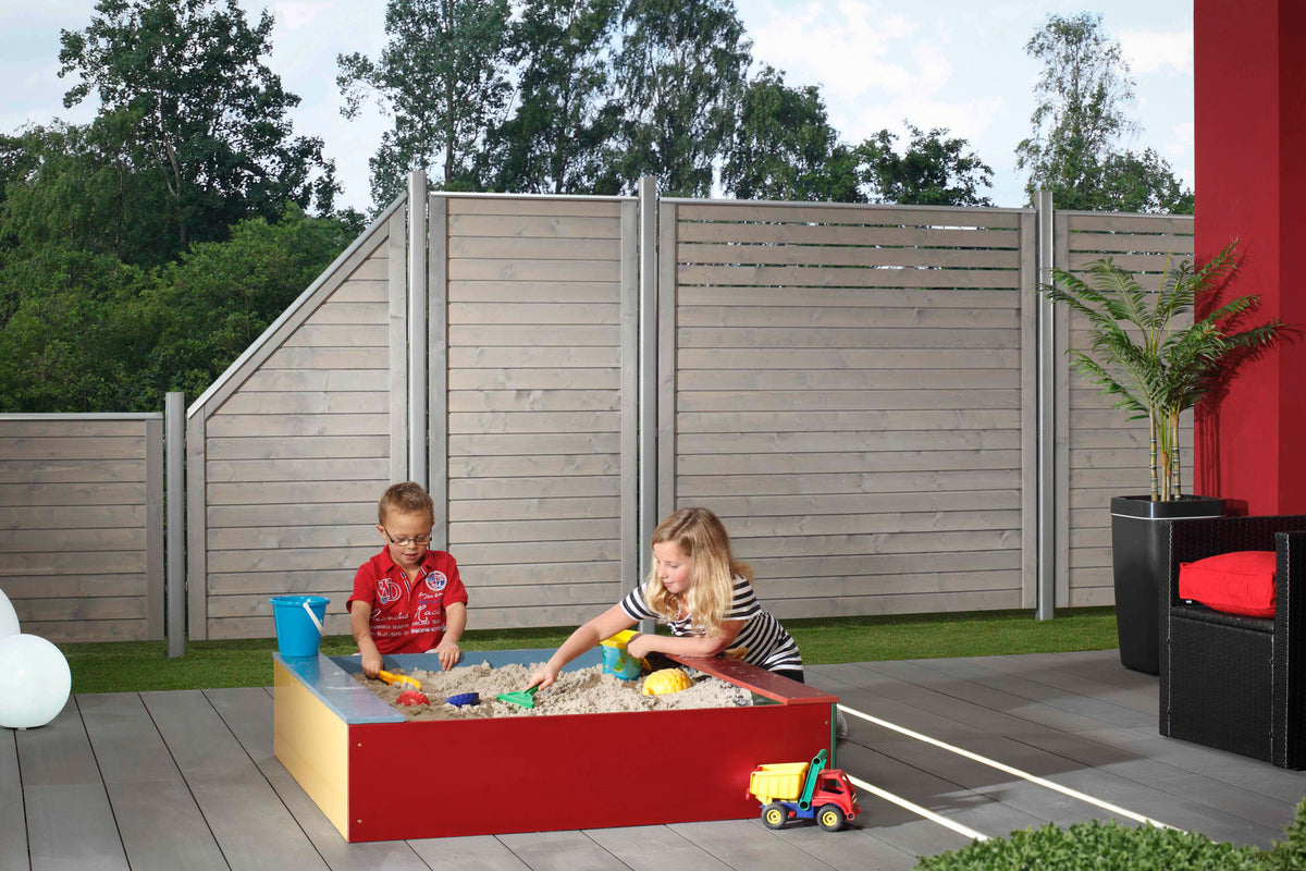 NEO DESIGN – Moderner Sichtschutzzaun aus grau lasiertem Holz