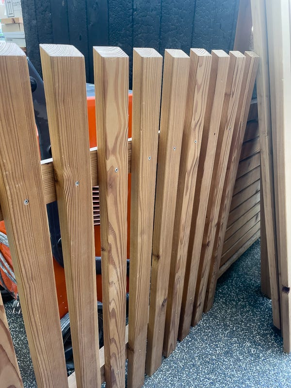 Lärchen Zaunlatten 25x60mm - 99,5cm (lagernd) - kaufen Meine Holzhandlung - Holz kaufen München