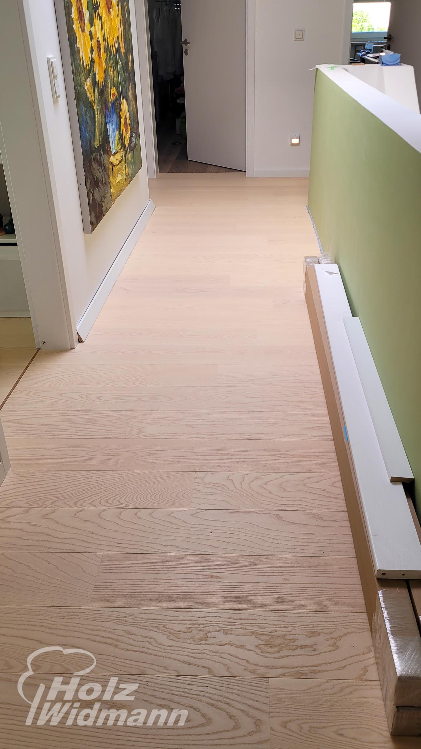Landhausdiele Haro - Esche Skandy 180 - lichtweiß lackiert - Nordic